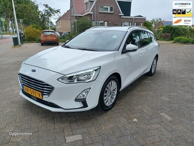 Wit Gebruikt 2019 Ford Focus Business Edition Stationwagen | € 12.950 (Goede deal) - Afbeelding 1/4