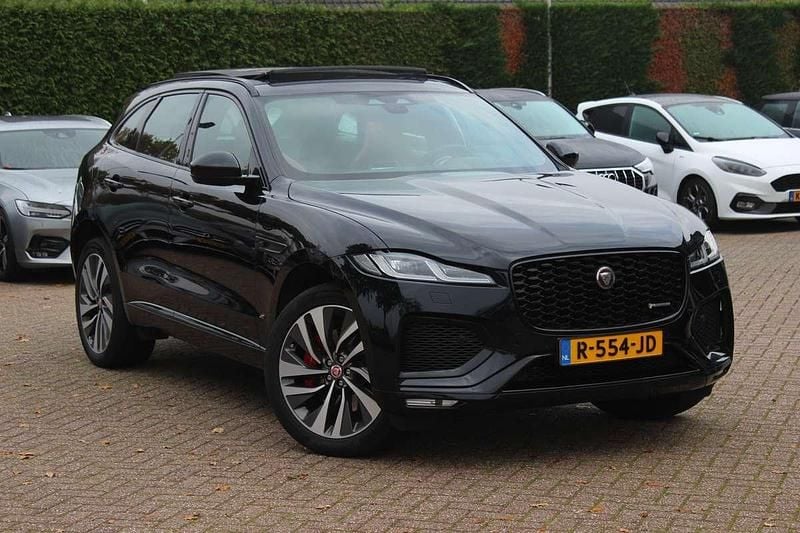 Zwart (metallic) Gebruikt 2022 Jaguar F-Pace R-Dynamic SUV | € 43.950 (Goede deal) - Afbeelding 1/4
