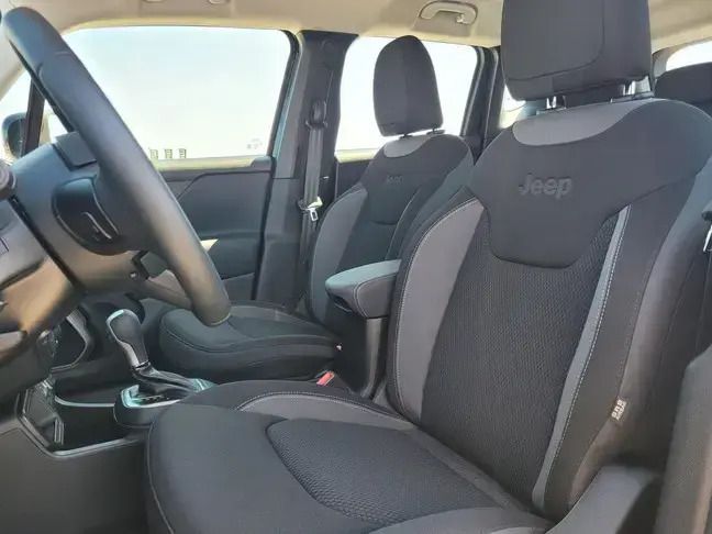 Occasion Jeep Renegade Altitude 131 PK (96 kW) 2023 Zwart, metallic lak SUV