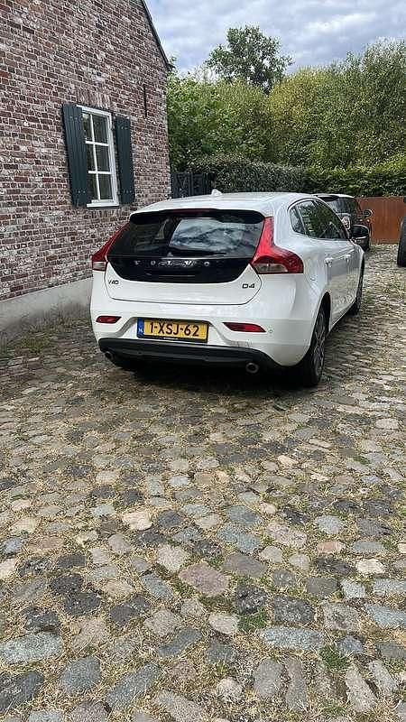 Occasion Volvo V40 Momentum 190 PK (139 kW) 2014 Wit Stationwagen