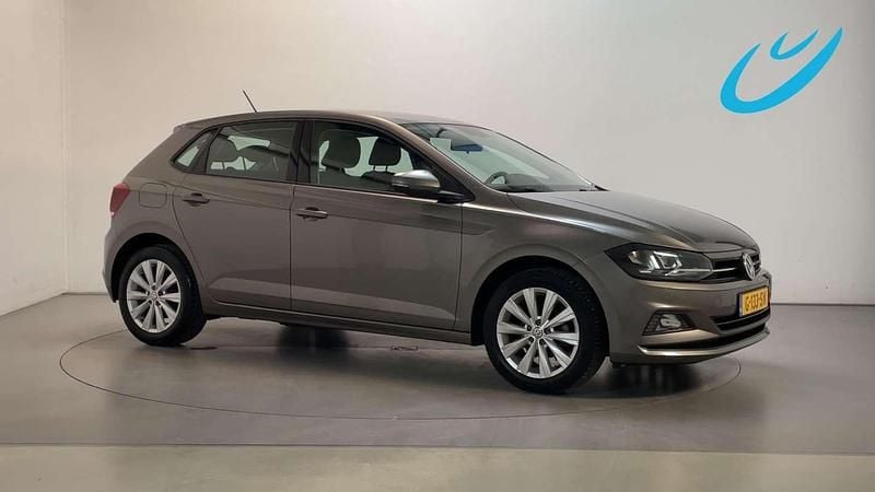 Grijs Gebruikt 2019 VW Polo Comfortline Hatchback | € 13.950 (Eerlijke prijs) - Afbeelding 1/3