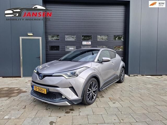 Grijs Gebruikt 2018 Toyota C-HR Executive SUV | € 18.245 (Eerlijke prijs) - Afbeelding 1/4