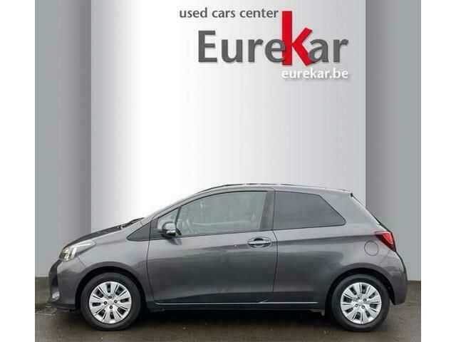Occasion Toyota Yaris Life 69 PK (50 kW) 2016 Grijs Sedan
