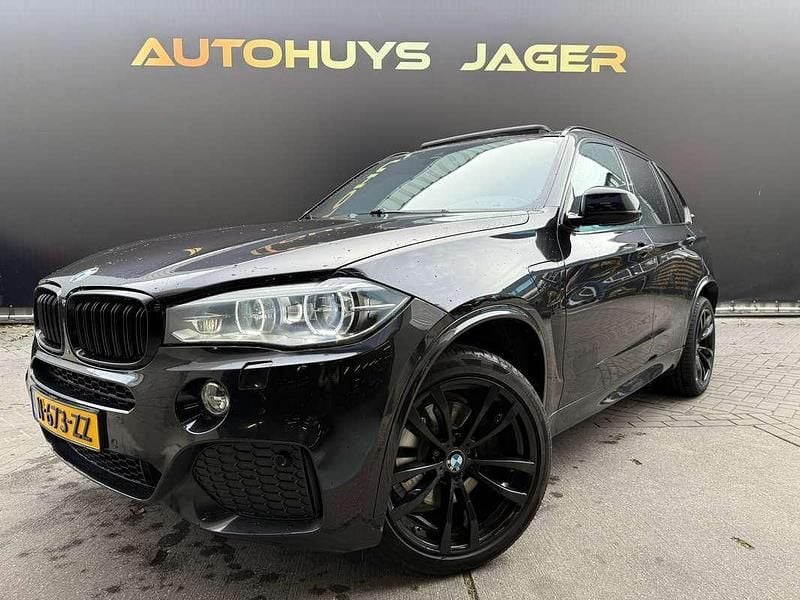 Zwart Gebruikt 2016 BMW X5 Executive SUV | € 22.950 (Goede deal) - Afbeelding 1/4