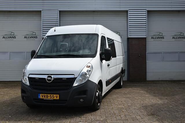 Wit Gebruikt 2016 Opel Movano Van | € 12.650 (Eerlijke prijs) - Afbeelding 1/4