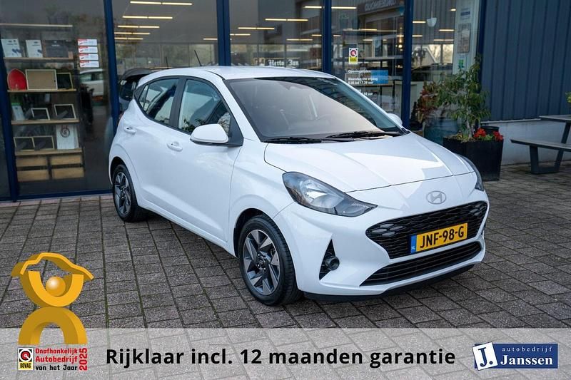 Occasion Hyundai i10 Trend 63 PK (46 kW) 2024 Wit Hatchback
