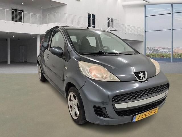 Occasion Peugeot 107 Urban Move 68 PK (50 kW) 2010 Zwart Hatchback