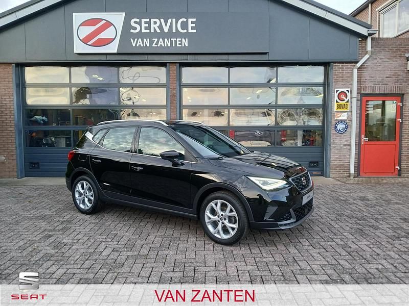Zwart Occasion 2023 Seat Arona FR SUV | € 19.900 (Eerlijke prijs) - Afbeelding 1/4