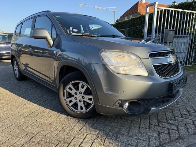Grijs Gebruikt 2013 Chevrolet Orlando LT MPV | € 4.999 - Afbeelding 1/4