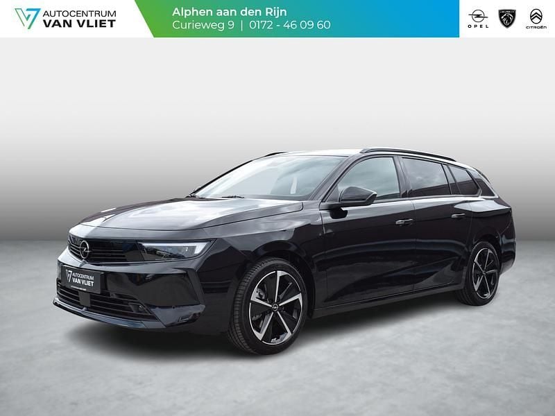 Zwart Nieuw 2025 Opel Astra Business Edition Stationwagen | € 40.569 (Goede deal) - Afbeelding 1/4