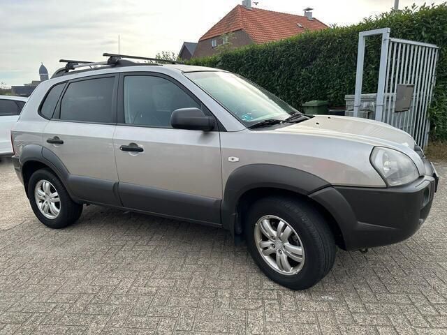 Grijs Gebruikt 2007 Hyundai Tucson Active SUV | € 2.999 (Eerlijke prijs) - Afbeelding 1/4