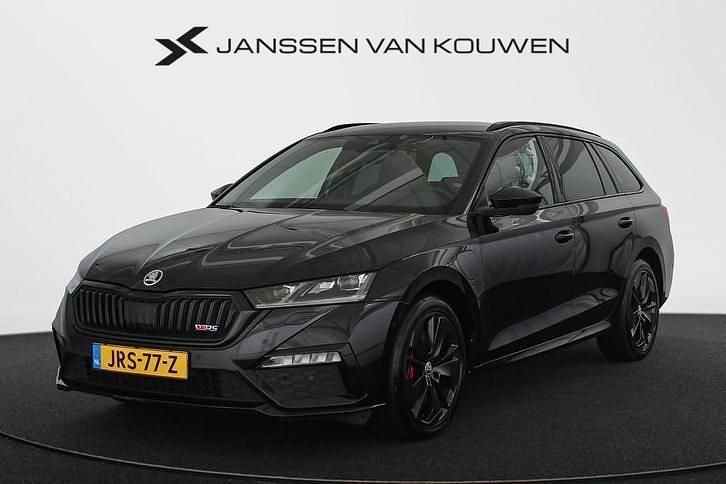 Zwart Occasion 2021 Skoda Octavia RS Stationwagen | € 28.890 (Eerlijke prijs) - Afbeelding 1/4