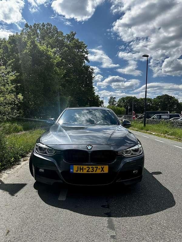 Occasion BMW 330 184 PK (135 kW) 2016 Grijs Sedan