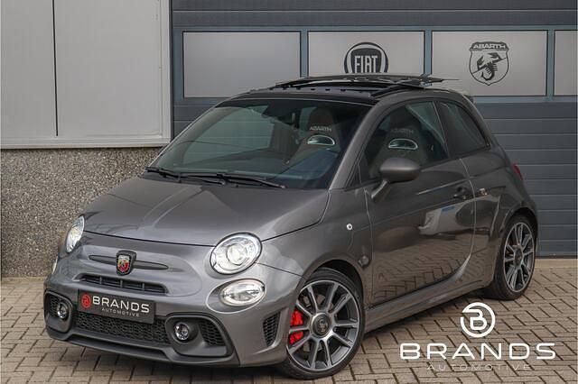 Grijs Gebruikt 2023 Abarth 695 Turismo Hatchback | € 31.950 - Afbeelding 1/4