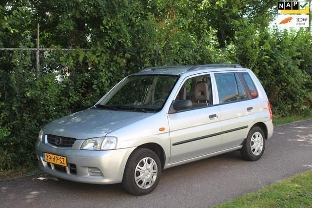 Grijs Gebruikt 2001 Mazda Demio Exclusive MPV | € 1.450 (Eerlijke prijs) - Afbeelding 1/4