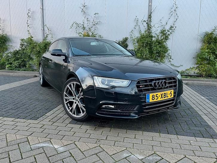 Occasion 2012 Audi A5 Sportback Hatchback | € 5.950 (Goede deal) - Afbeelding 1/4