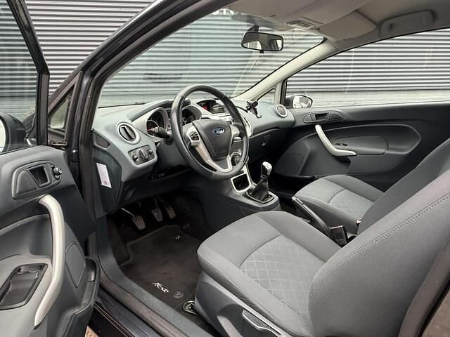 Occasion Ford Fiesta Ghia 82 PK (60 kW) 2010 Grijs Hatchback