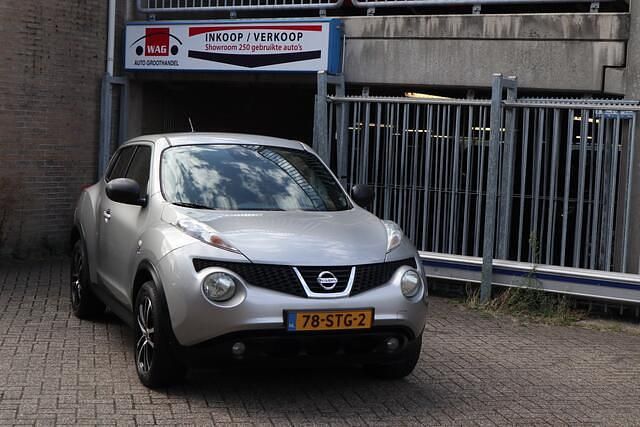 Grijs Gebruikt 2011 Nissan Juke Acenta SUV | € 4.300 (Eerlijke prijs) - Afbeelding 1/4