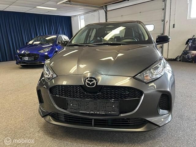 Occasion Toyota Yaris Hybrid Active 2025 Grijs (metallic) Hatchback