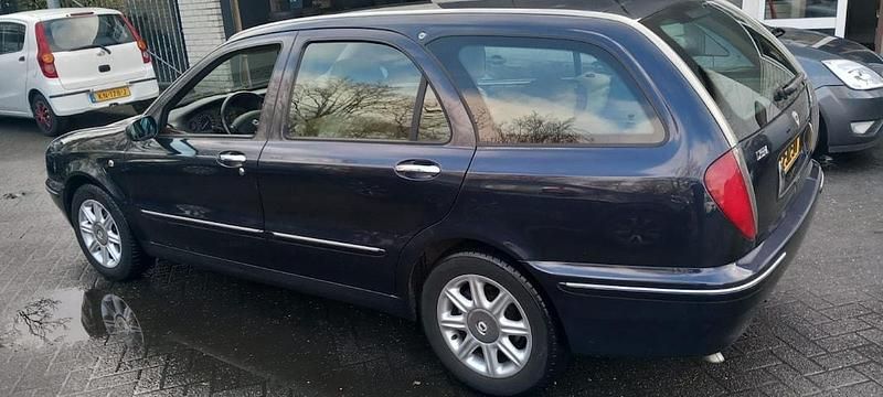 Occasion Lancia Lybra 2002 Blauw Stationwagen