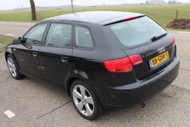 Occasion Audi A3 Sportback Attraction 102 PK (75 kW) 2008 Zwart (metallic) Hatchback
