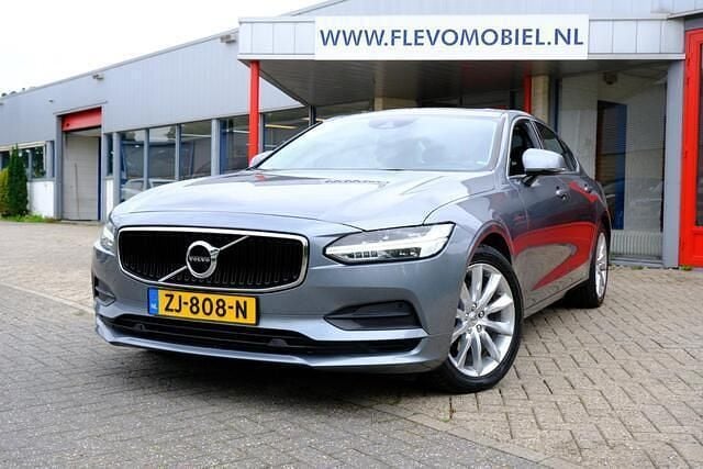 Grijs Gebruikt 2017 Volvo S90 Inscription Sedan | € 23.450 (Eerlijke prijs) - Afbeelding 1/4