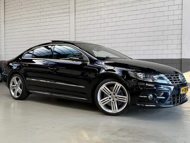 Zwart, metallic lak Gebruikt 2013 VW CC R-line Sedan | € 18.750 - Afbeelding 1/4