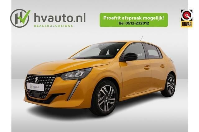 Geel, metallic lak Gebruikt 2024 Peugeot 208 Allure Hatchback | € 18.900 (Goede deal) - Afbeelding 1/4