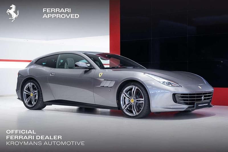 Grijs Gebruikt 2018 Ferrari GTC4Lusso Stationwagen | € 229.500 - Afbeelding 1/4
