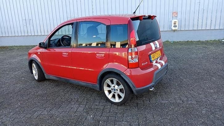 Occasion Fiat Panda Sport 100 PK (73 kW) 2006 Rood Hatchback