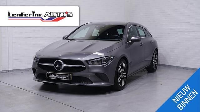 Grijs Gebruikt 2021 Mercedes CLA180 Shooting Brake Business Stationwagen | € 29.450 (Eerlijke prijs) - Afbeelding 1/4