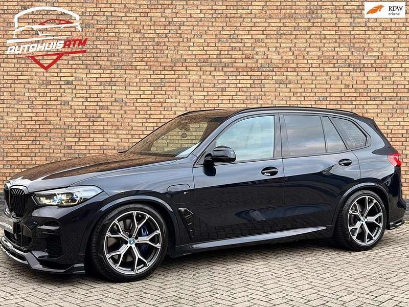 Blauw (metallic) Gebruikt 2022 BMW X5 M Sport SUV | € 54.950 - Afbeelding 1/4