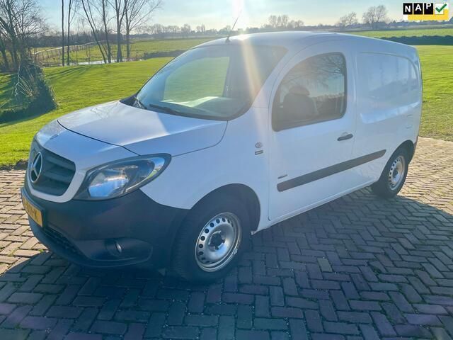 Wit Gebruikt 2015 Mercedes Citan 108 Van | € 5.750 (Eerlijke prijs) - Afbeelding 1/4