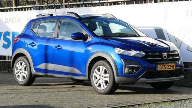Blauw Gebruikt 2021 Dacia Sandero Comfort Hatchback | € 17.900 (Iets duurder) - Afbeelding 1/4