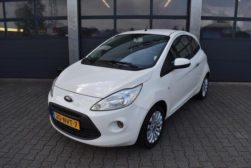 Wit Gebruikt 2010 Ford Ka Titanium X Hatchback | € 7.430 (Iets duurder) - Afbeelding 1/4