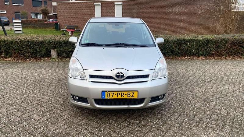 Occasion Toyota Corolla Verso Sol 110 PK (80 kW) 2004 Grijs MPV