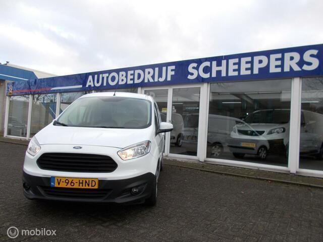 Wit Gebruikt 2015 Ford Transit Ambiente Van | € 7.450 (Goede deal) - Afbeelding 1/4