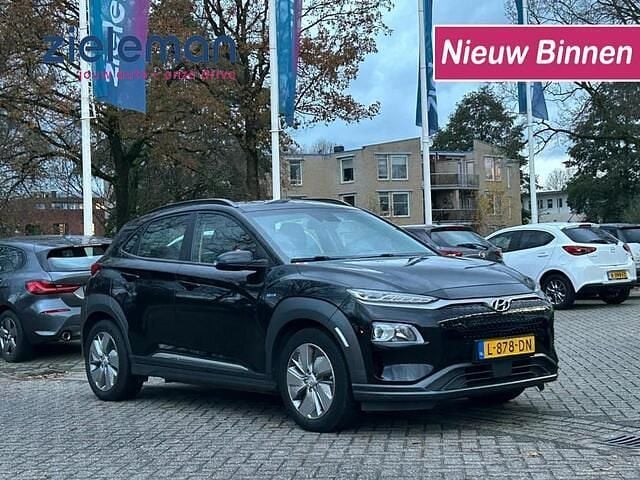 Zwart Gebruikt 2021 Hyundai Kona Comfort SUV | € 16.845 (Goede deal) - Afbeelding 1/2