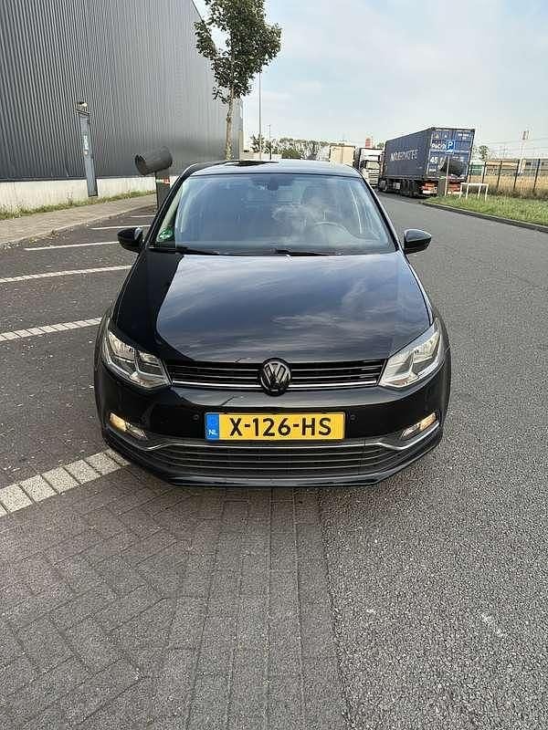 Zwart Gebruikt 2016 VW Polo Allstar Hatchback | € 6.850 (Eerlijke prijs) - Afbeelding 1/4
