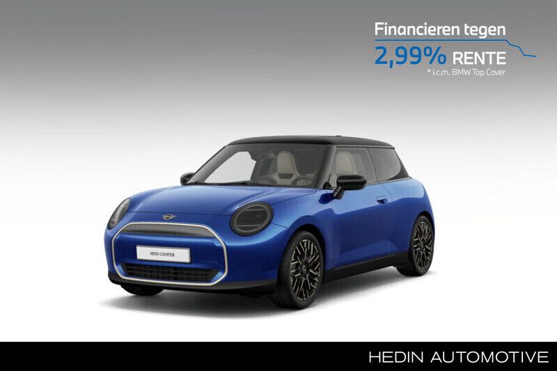 Blauw Gebruikt 2024 Mini Cooper Favoured Hatchback | € 34.880 - Afbeelding 1/4
