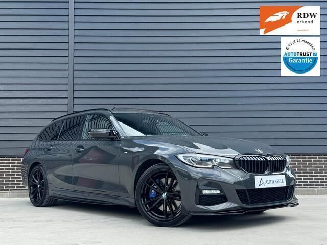 Grijs Gebruikt 2021 BMW 330 M Sport Stationwagen | € 36.700 (Iets duurder) - Afbeelding 1/4