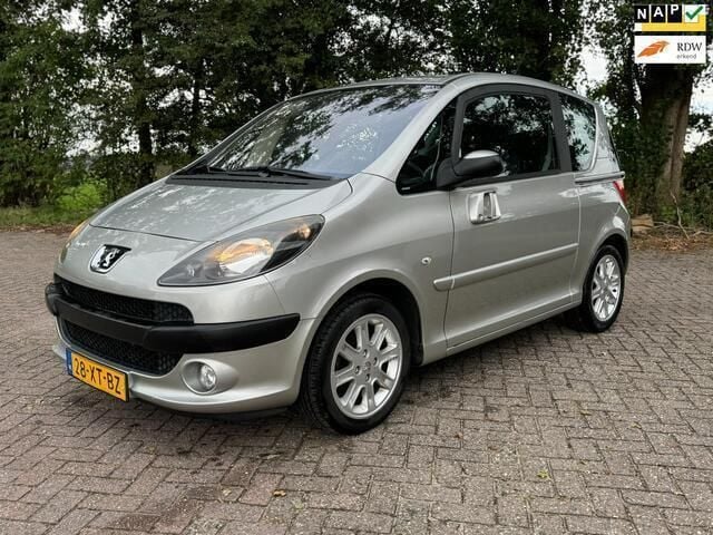 Grijs Gebruikt 2007 Peugeot 1007 Hatchback | € 1.699 (Goede deal) - Afbeelding 1/4