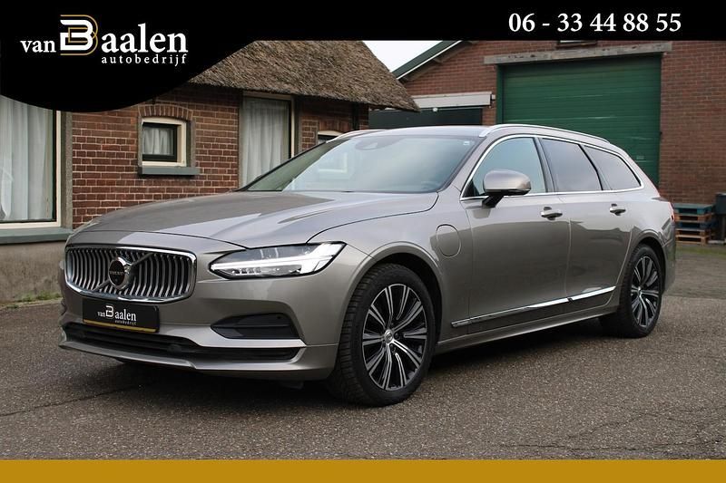 Grijs (metallic) Gebruikt 2020 Volvo V90 Inscription Stationwagen | € 31.950 (Super prijs) - Afbeelding 1/4
