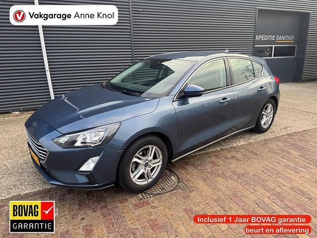 Blauw (metallic) Occasion 2019 Ford Focus Business Edition Hatchback | € 13.950 (Goede deal) - Afbeelding 1/4