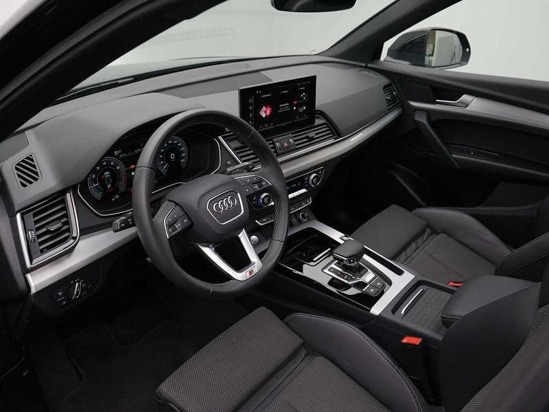 Zwart Gebruikt 2024 Audi Q5 Competition SUV | € 55.900 (Eerlijke prijs) - Afbeelding 1/3