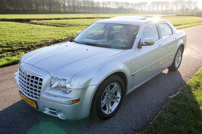 Occasion Chrysler 300C 340 PK (250 kW) 2006 Grijs (metallic) Sedan