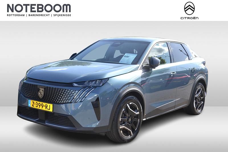 Blauw Gebruikt 2024 Peugeot e-3008 Allure SUV | € 34.900 - Afbeelding 1/4