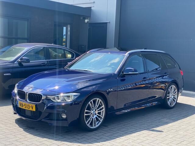 Blauw Gebruikt 2016 BMW 330 M Sport Stationwagen | € 23.950 - Afbeelding 1/4