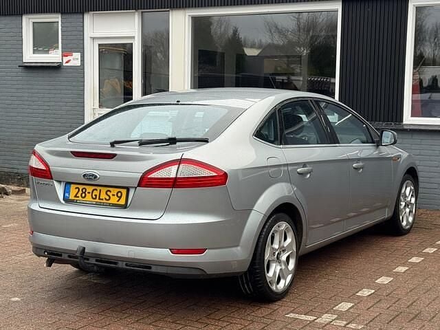 Occasion Ford Mondeo Titanium 146 PK (107 kW) 2008 Grijs Hatchback