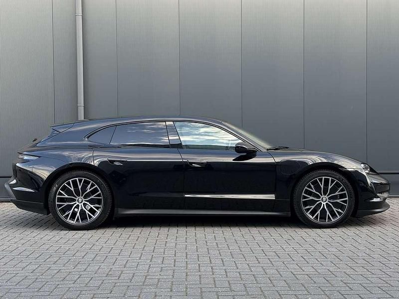 Occasion Porsche Taycan Performance Package 350 kW (476 PK) 2022 Zwart Stationwagen